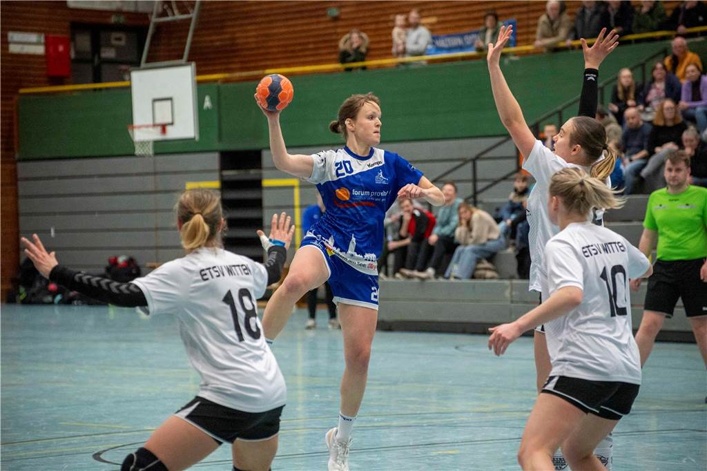 Die Damen des HSC Haltern-Sythen kassierten am Samstagnachmittag (15. Februar) die erste Heim-Niederlage der Saison. Gegen ETSV Witten unterlagen die Seestädterinnen mit 28:31 (14:16).