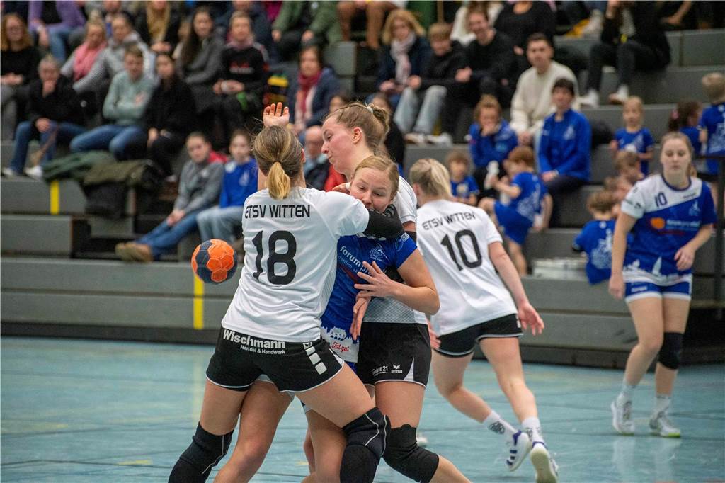 Die Damen des HSC Haltern-Sythen kassierten am Samstagnachmittag (15. Februar) die erste Heim-Niederlage der Saison. Gegen ETSV Witten unterlagen die Seestädterinnen mit 28:31 (14:16).