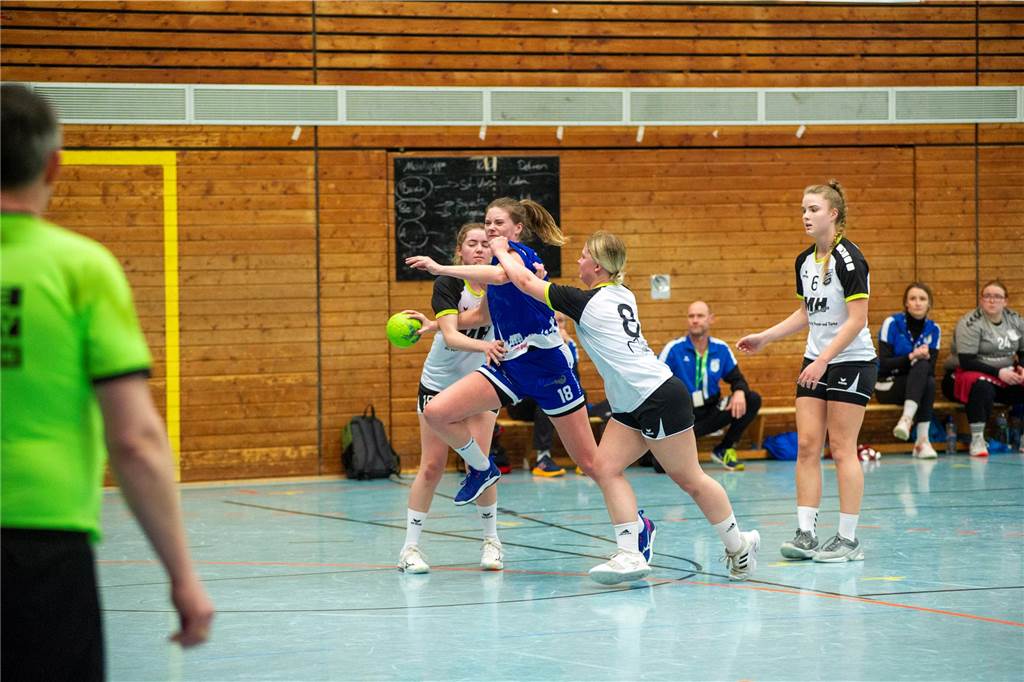 Die Damen des HSC Haltern-Sythen machten es gegen TuSE Oberlübbe deutlich: Mit einem 26:13 beendeten sie ihre Serie von fünf Niederlagen in Folge.