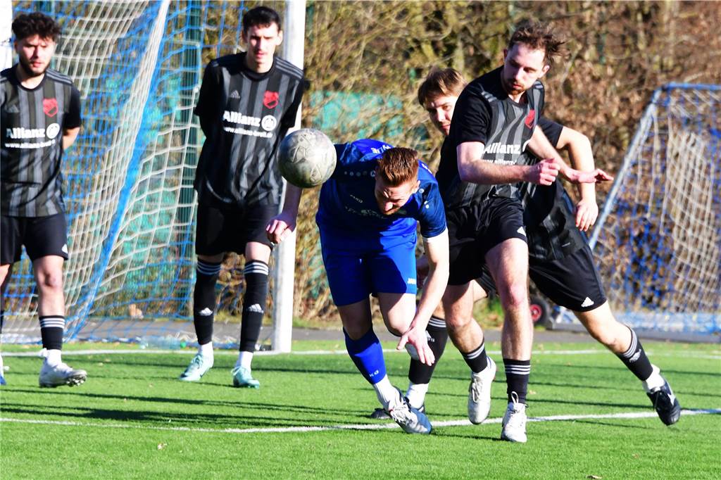 Die defensive Ausrichtung des SuS Merklinde reichte nicht für Punkte an der Brandheide: Der FC Frohlinde gewann das Derby in der Kreisliga A.