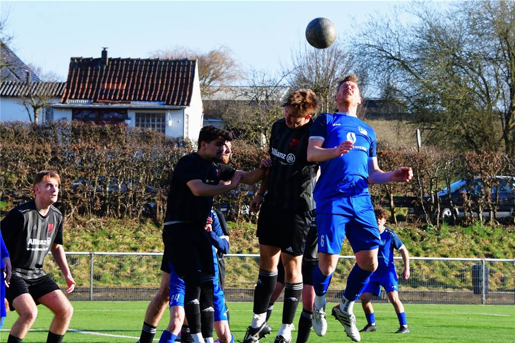 Die defensive Ausrichtung des SuS Merklinde reichte nicht für Punkte an der Brandheide: Der FC Frohlinde gewann das Derby in der Kreisliga A.