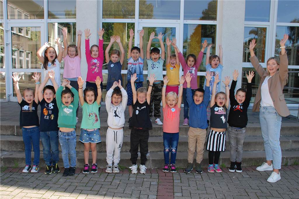 Die Delfin-Klasse 1B an der Cottenburgschule besuchen 28 Kinder. Lehrerin ist Lisa Grummel.