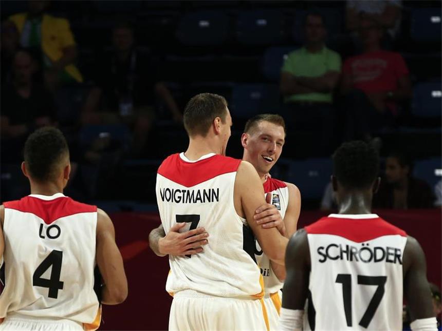 84:81 gegen Frankreich: Schröder & Co. im EM-Viertelfinale Die deutsche Basketball-Nationalmannschaft steht im EM-Viertelfinale. Foto: Lefteris Pitarakis