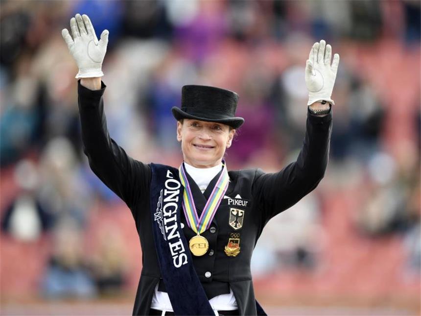 Werths 17. EM-Sieg mit Rekord: "Adrenalin war im Anschlag" Die deutsche Reiterin Isabell Werth gewann in Göteborg auch in der Kür Gold. Foto: Pontus Lundahl