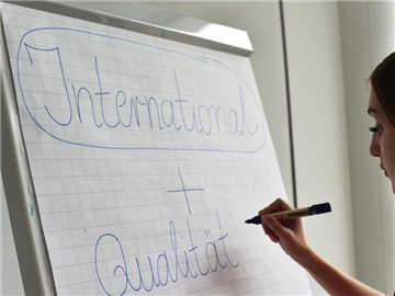 Die deutschen Hochschulen werden bei ausländischen Studenten immer beliebter. Foto: Jens Kalaene/dpa-Zentralbild