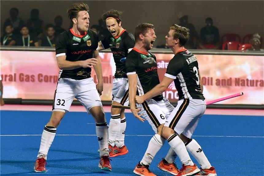 Deutsche Hockey-Herren Vorrundensieger im Weltfinale Die deutschen Hockey-Herren freuen sich über den Vorrundengruppen-Sieg. Foto: Kol-SM