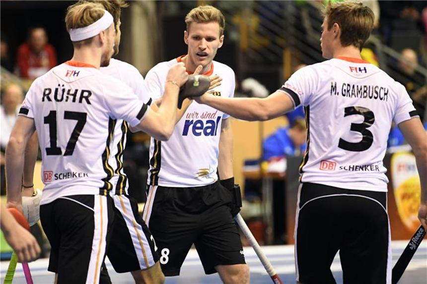 Hockey-Herren gegen England nur 1:1-Unentschieden Die deutschen Hockey-Herren kamen im ersten Test gegen England lediglich zu einem Unentschieden. Foto: Britta Pedersen