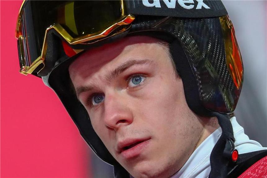Deutsche Skispringer bei Teamspringen nur Vierte Die deutsschen Skispringer um Andreas Wellinger verfehlten in Norwegen einen Podestplatz. Foto: Daniel Karmann