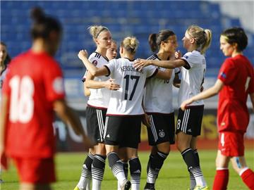 Die DFB-Frauen besiegten die Türkei mit 6:0. Foto: Sedat Suna