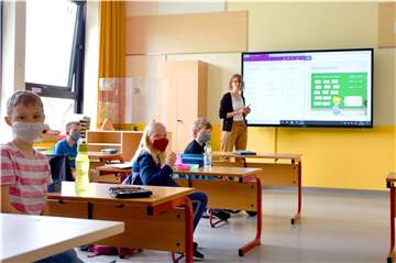 Die digitalen Tafeln kommen in Südlohn und Oeding gut an. Einen Sachstandsbericht zum Digitalpakt gibt es im Schul-, Jugend-, Senioren- und Sozialausschuss am 1. September.  