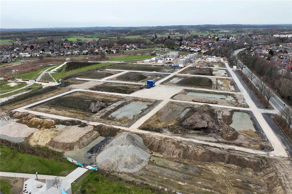 Wohnen am Auenpark in Selm: Neubaugebiet wächst und wächst Die Dimensionen des Neubaugebiets "Wohnen am Auenpark" sind hier deutlich sichtbar.