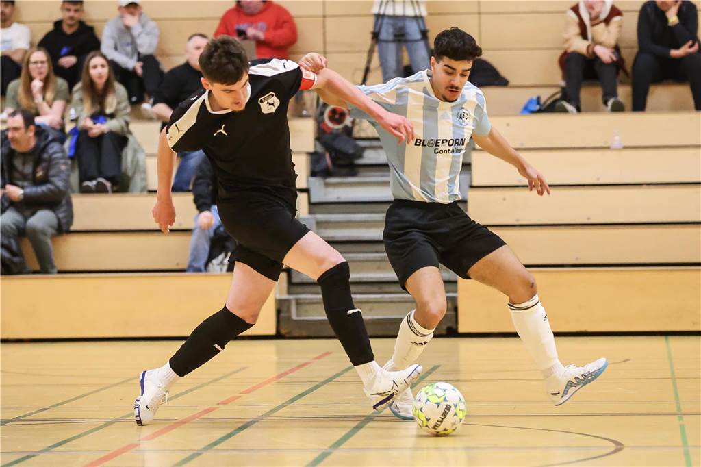 Die Dortmunder A-Junioren haben am Samstag den neuen Hallenfußball-Stadtmeister ausgespielt.