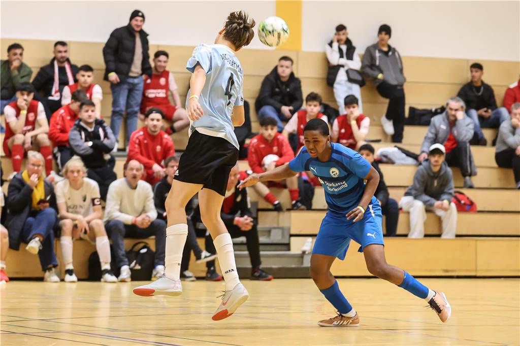 Die Dortmunder A-Junioren haben am Samstag den neuen Hallenfußball-Stadtmeister ausgespielt.