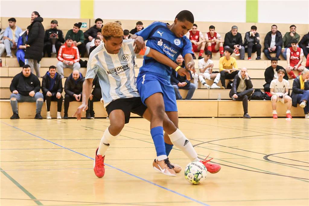 Die Dortmunder A-Junioren haben am Samstag den neuen Hallenfußball-Stadtmeister ausgespielt.