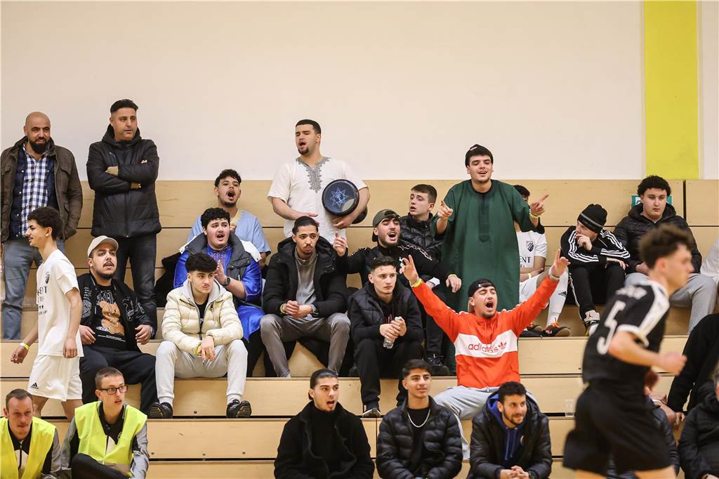 Die Dortmunder A-Junioren haben am Samstag den neuen Hallenfußball-Stadtmeister ausgespielt.