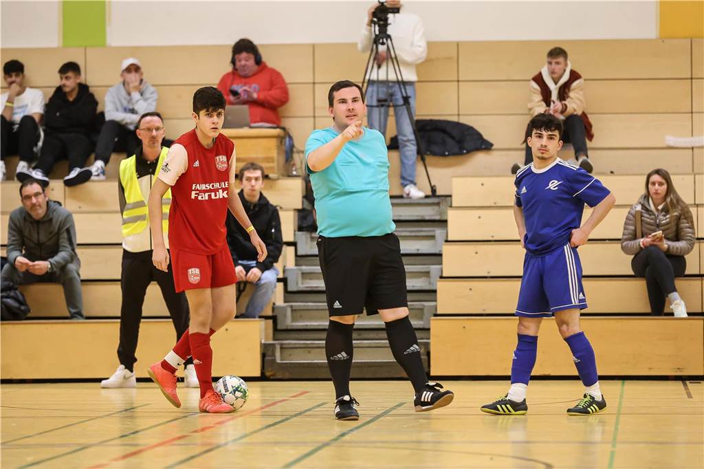 Die Dortmunder A-Junioren haben am Samstag den neuen Hallenfußball-Stadtmeister ausgespielt.