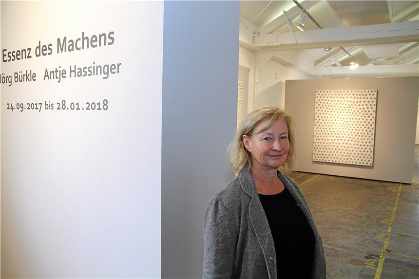 Dörken-Galerie zeigt Arbeiten von Antje Hassinger und Jörg Bürkle Die Dortmunder Künstlerin Antje Hassinger stellt derzeit gemeinsam mit dem Berliner Jörg Bürkle in der Dörken-Galerie in Herdecke aus. Foto Heimann