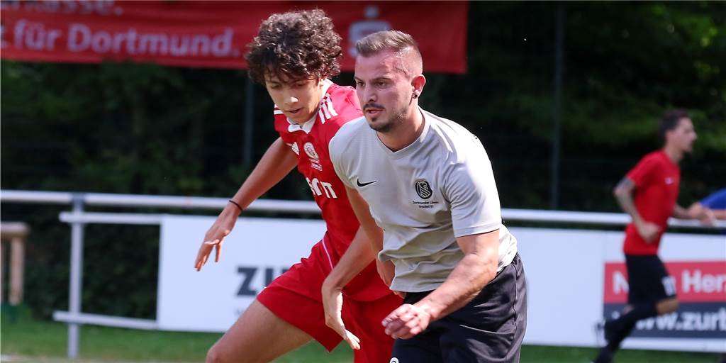 Das große Finale des Kronen GREEN IT-Cup: Dortmunder Löwen treffen auf den VfR Sölde Die Dortmunder Löwen treffen im Finale auf den VfR Sölde.