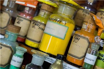 Die Dresdner Farbstoffsammlung ist eine der ältesten und umfangreichsten Sammlungen ihrer Art. Foto: Monika Skolimowska