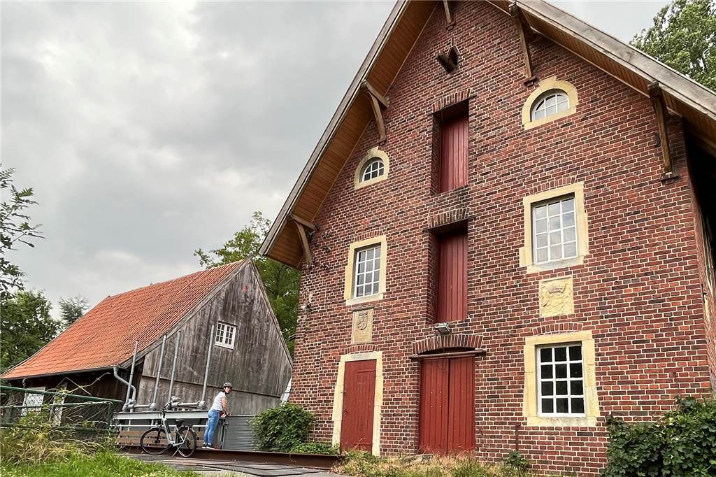 Entlang der Legdener Mühlen bei der Mühlenradtour der Münsterland Zeitung.