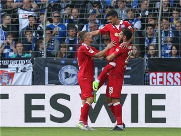 Die Duisburger gewannen in Bielefeld klar mit 4:0. Foto: Friso Gentsch