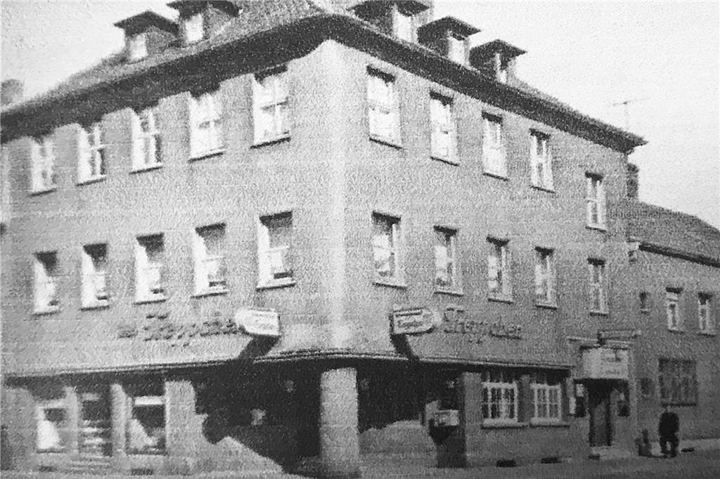 32 Kneipen gab es in Ickern – Schachtmarken sollen sie wiederbeleben Die ehemalige Gaststätte zum Treppchen an der Ecke von Ickerner Straße und Recklinghauser Straße.