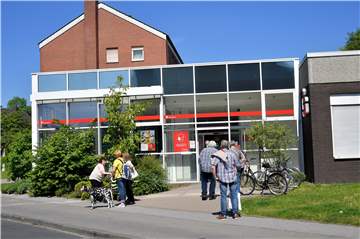 Die ehemalige, leerstehende Zweigstelle der Sparkasse an der Mühlenbachstraße in Brambauer soll zu einer Kita umgebaut werden. 