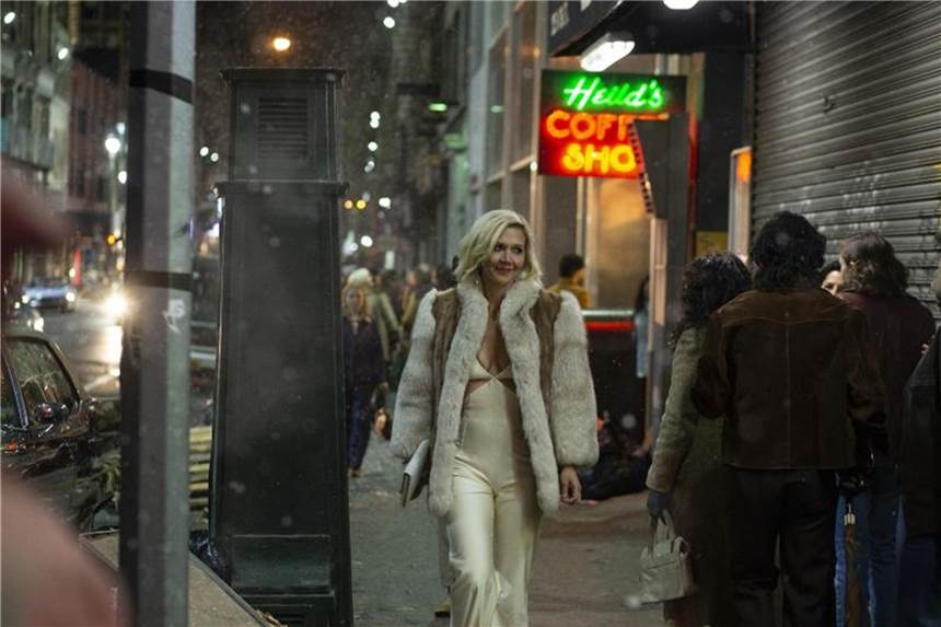 Fortsetzung von „The Deuce“: Aufregende New-York-Hommage Die ehemalige Prostituierte Candy (Maggie Gyllenhaal, hat sich in der Pornoindustrie einen Namen gemacht. Foto: Paul Schiraldi/Sky Atlantic
