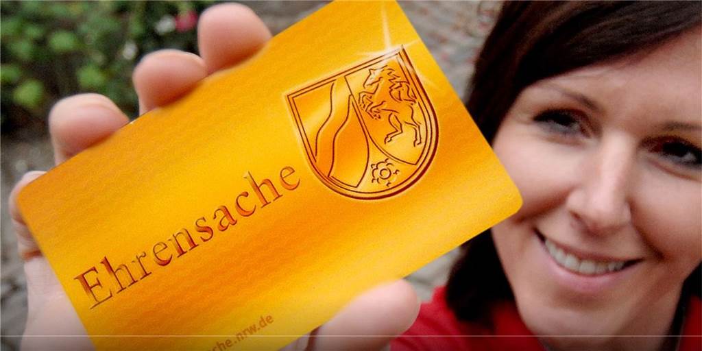Ehrenamtskarten-Streit: Wer war zuerst? Das sagt die Stadt Castrop-Rauxel Die Ehrenamtskarte des Landes NRW mit fast 5000 Vergünstigungen soll nun auch in Castrop-Rauxel eingeführt werden.