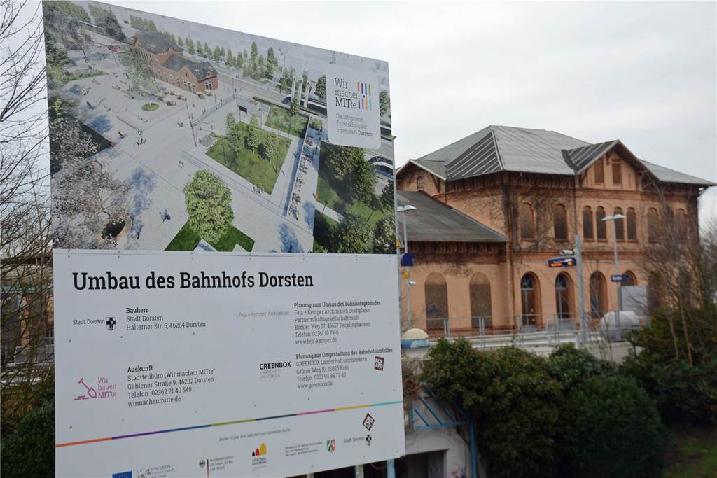 Bäume und Sträucher kommen weg: Bagger gibt Startschuss für den Umbau des Bahnhofsumfelds Die eigentlichen Bauarbeiten am Bahnhof und seinem Umfeld sollen ebenfalls in diesem Jahr starten.