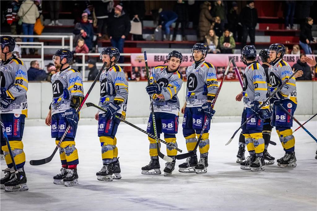 Die Eisadler Dortmund feierten den nächsten Sieg - auswärts in Bergisch Gladbach gelang ein 6:3-Erfolg.