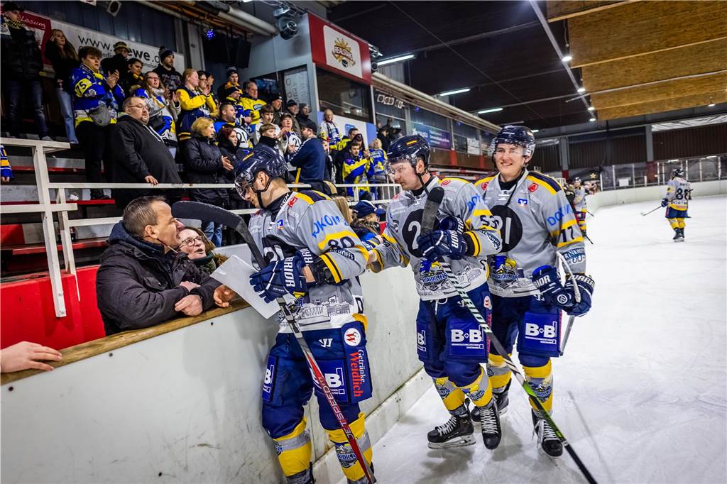 Die Eisadler Dortmund feierten den nächsten Sieg - auswärts in Bergisch Gladbach gelang ein 6:3-Erfolg.