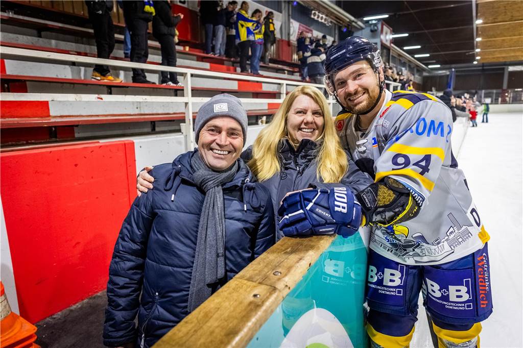 Die Eisadler Dortmund feierten den nächsten Sieg - auswärts in Bergisch Gladbach gelang ein 6:3-Erfolg.