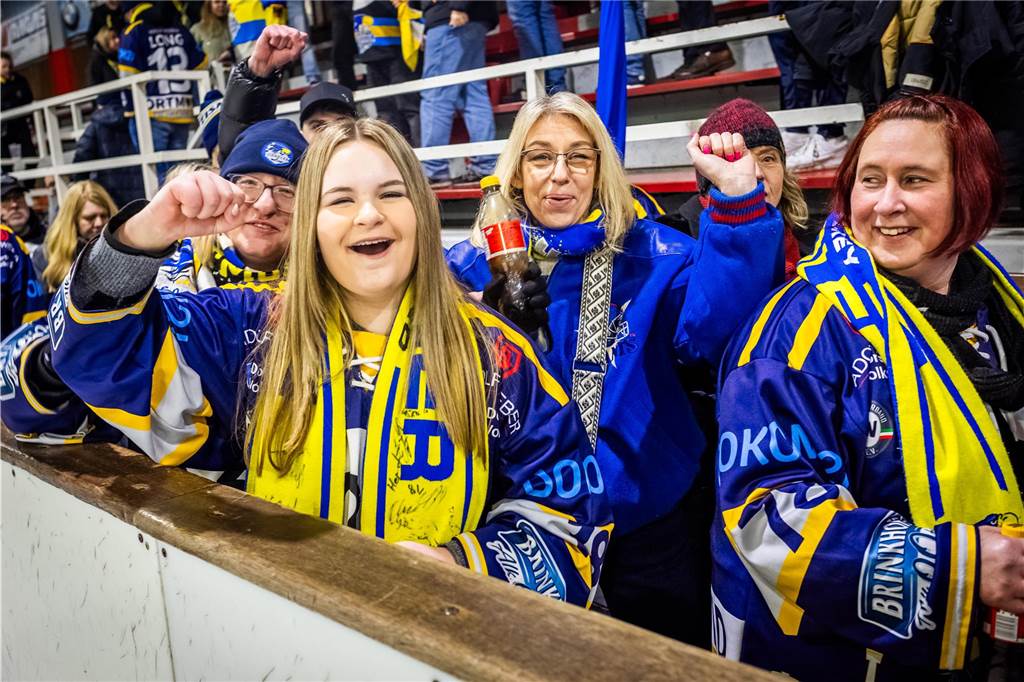 Die Eisadler Dortmund feierten den nächsten Sieg - auswärts in Bergisch Gladbach gelang ein 6:3-Erfolg.