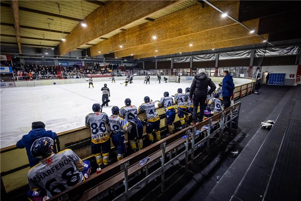 Die Eisadler Dortmund feierten den nächsten Sieg - auswärts in Bergisch Gladbach gelang ein 6:3-Erfolg.