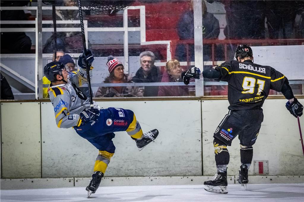 Die Eisadler Dortmund feierten den nächsten Sieg - auswärts in Bergisch Gladbach gelang ein 6:3-Erfolg.