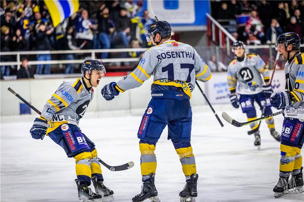 Die Eisadler Dortmund feierten den nächsten Sieg - auswärts in Bergisch Gladbach gelang ein 6:3-Erfolg.