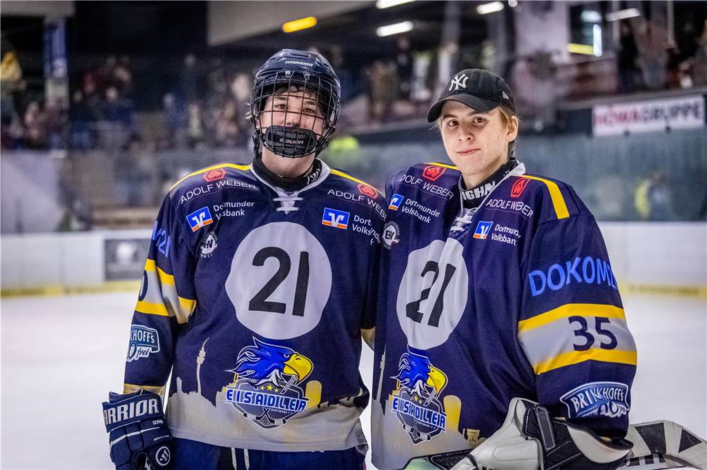 Die Eisadler Dortmund haben am Freitagabend den Neusser EV mit 14:1 besiegt.