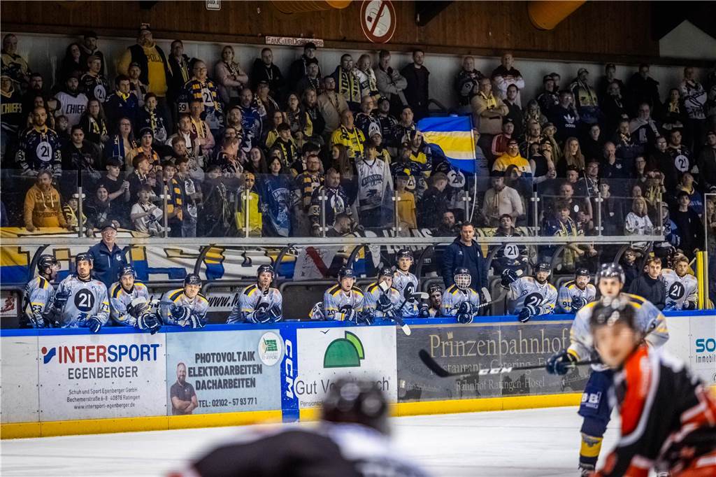Die Eisadler Dortmund haben am Sonntag überraschend deutlich mit 1:5 bei den Ratinger Ice Aliens verloren.