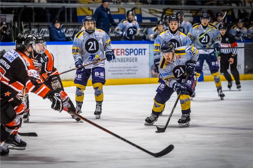 Die Eisadler Dortmund haben am Sonntag überraschend deutlich mit 1:5 bei den Ratinger Ice Aliens verloren.