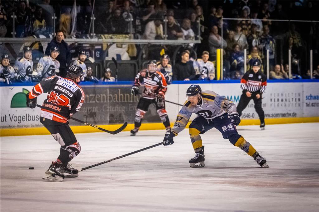 Die Eisadler Dortmund haben am Sonntag überraschend deutlich mit 1:5 bei den Ratinger Ice Aliens verloren.