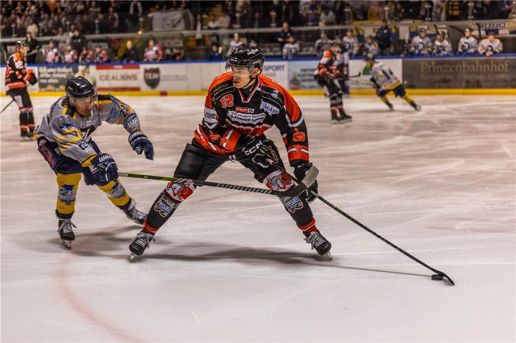 Die Eisadler Dortmund haben am Sonntag überraschend deutlich mit 1:5 bei den Ratinger Ice Aliens verloren.