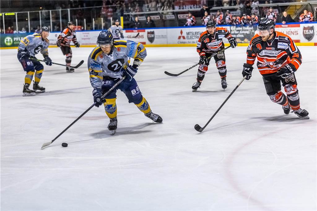 Die Eisadler Dortmund haben am Sonntag überraschend deutlich mit 1:5 bei den Ratinger Ice Aliens verloren.