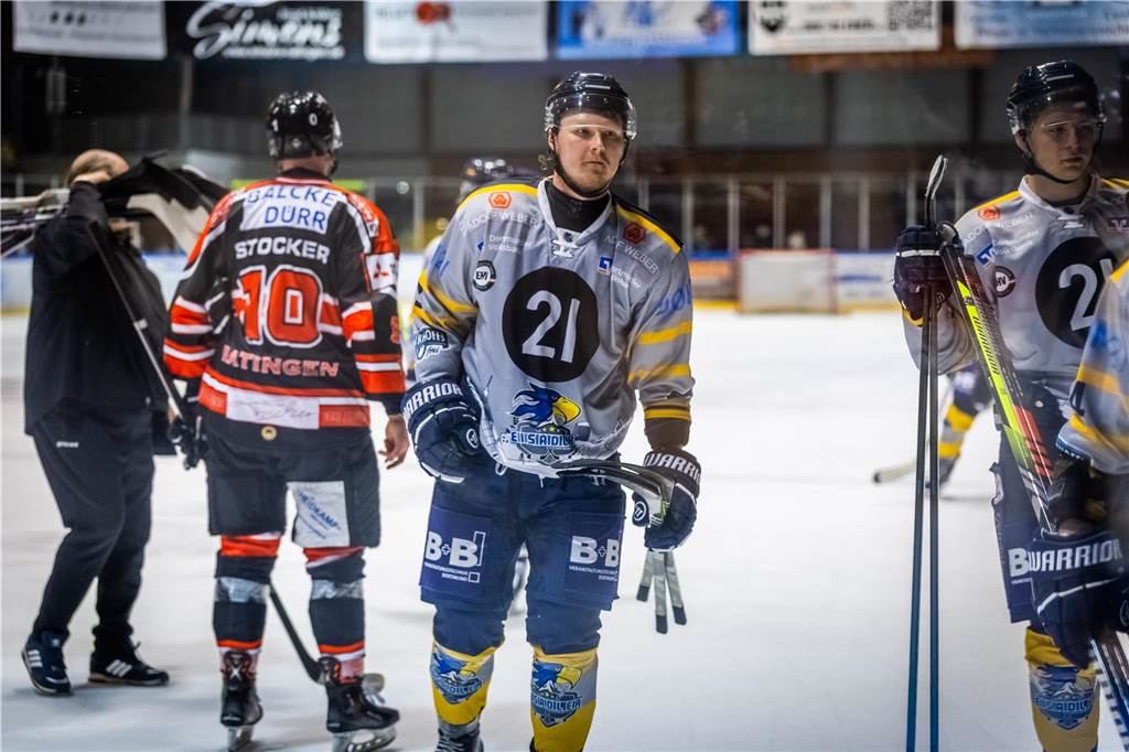 Die Eisadler Dortmund haben am Sonntag überraschend deutlich mit 1:5 bei den Ratinger Ice Aliens verloren.