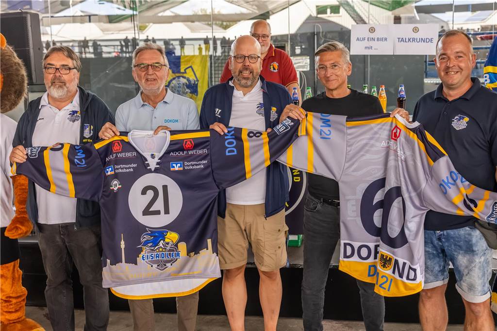 Die Eisadler Dortmund haben am Wochenende ihre Saisoneröffnung gefeiert.