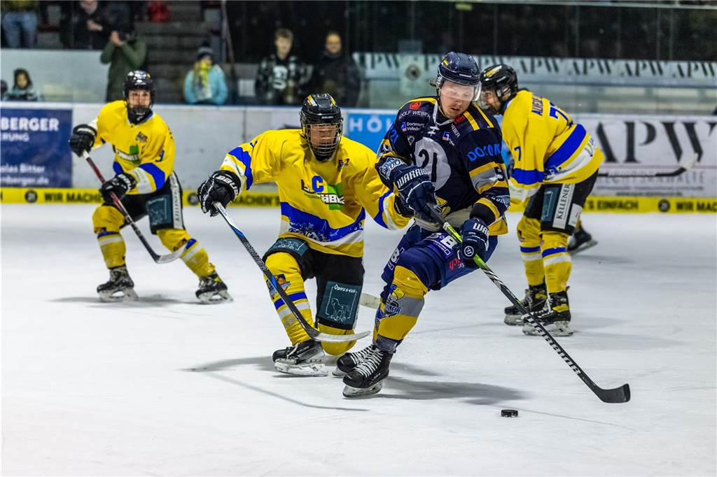 Die Eisadler Dortmund haben vor über 2000 Zuschauern am Freitagabend die Grefrather EG besiegt und starten mit Rückenwind aus 14 Siegen in Serie in die Playoffs.