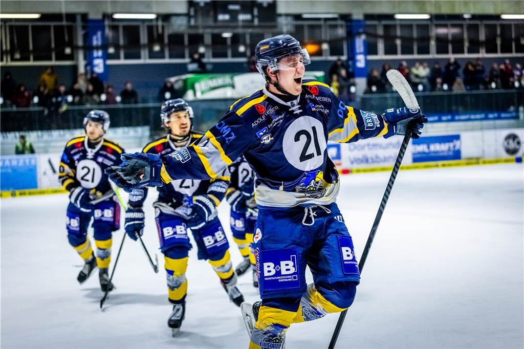 Die Eisadler Dortmund haben vor über 2000 Zuschauern am Freitagabend die Grefrather EG besiegt und starten mit Rückenwind aus 14 Siegen in Serie in die Playoffs.