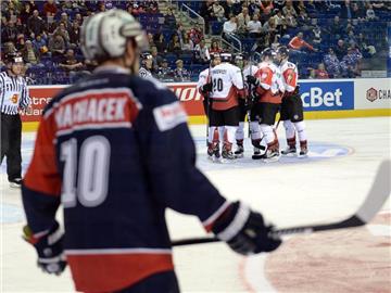 Die Eisbären kassierten eine 1:6-Klatsche gegen Titelverteidiger Frölunda Göteborg. Foto: Britta Pedersen