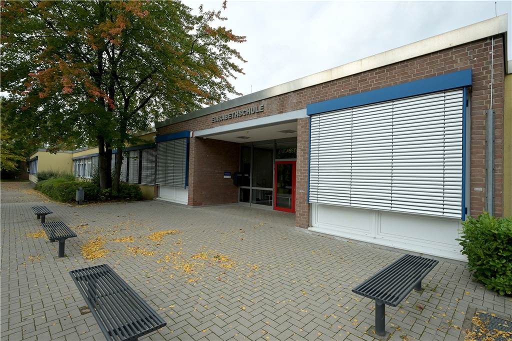 Riesen-Lücke bei Ganztagsbetreuung: Lünen fehlen 1627 OGS-Plätze Die Elisabethschule in Brambauer steht auf Platz zwei der Prioritätenliste für den OGS-Ausbau.