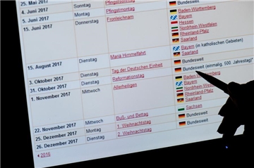 Die Eltern hatten offenbar vergessen, dass am Donnerstag ein  Feiertag war.